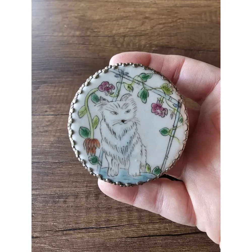 Vintage‎ Hand Painted Tin Trinket Box Compact W Mirror Inside Cat Kitten Flowers